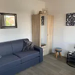Jolie 25